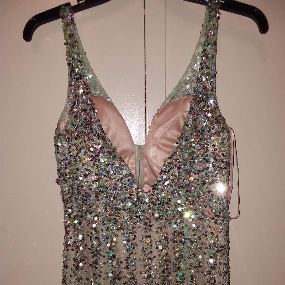 Prom Dress - Picture 4 of 5